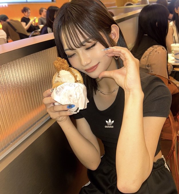 倉八音羽のTwitter画像17