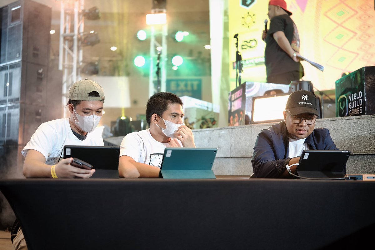 MFWCaravan's tweet image. INTERN HERE  @PetopiaOfficial having a game demo hosted by @MiccoloSolis and @NFTMunchiesss here at the #YGGRoadtripManila 🔥  Check-out their socials 
discord.gg/petopia
facebook.com/Official.Petop…

Join us for a #BiyahengWeb3!