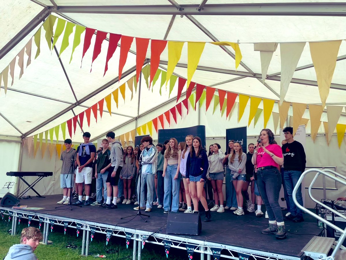 Cerdd Plasmawr tweet media