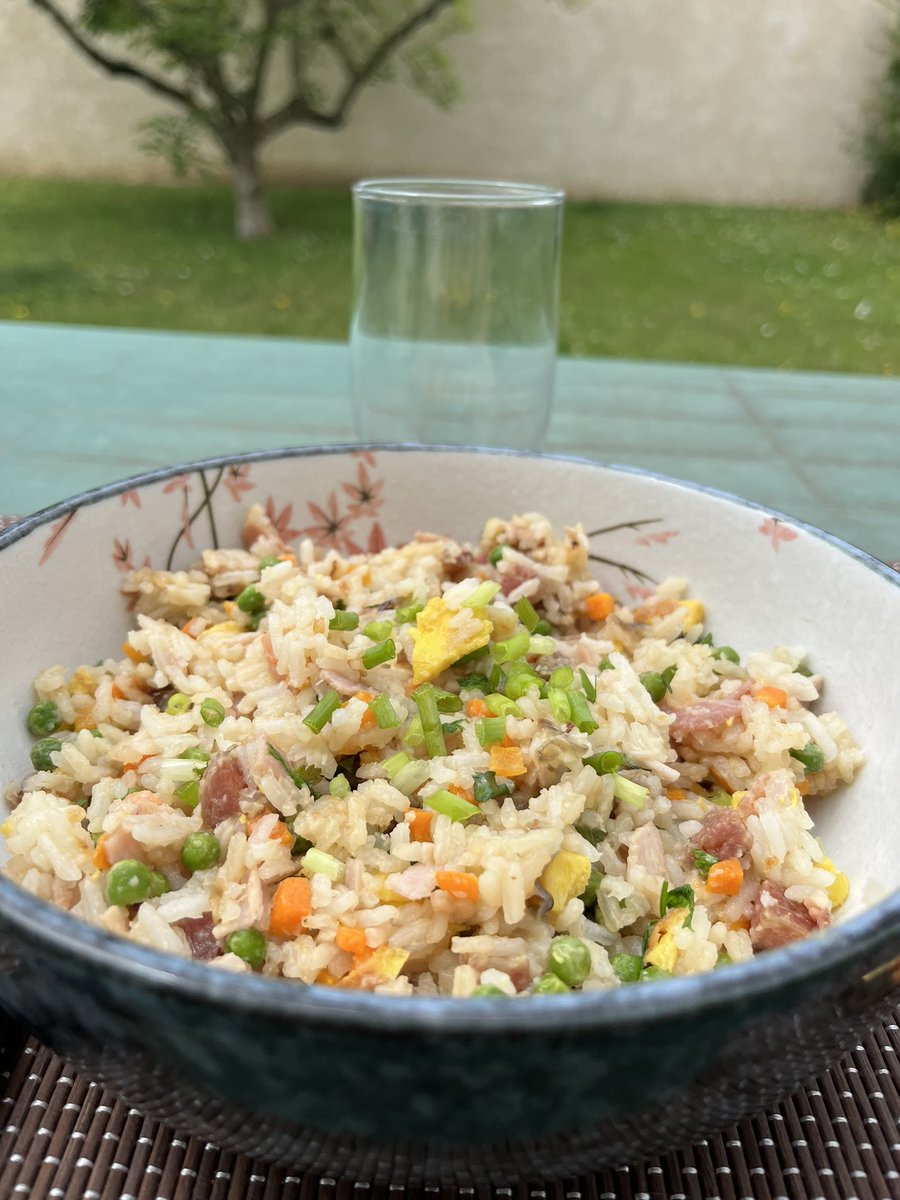 Acenope91's tweet photo. 🇨🇳 Dàn chǎofàn - Riz cantonais
Bon weekend !
#foodporn #chiness https://t.co/40tovS50Qr
