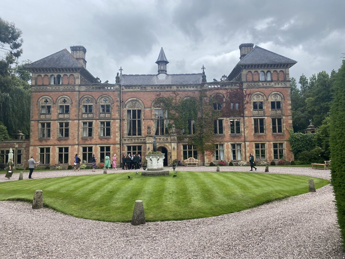 nattack80's tweet photo. Lovely to be back at Soughton Hall for #teachingawardscymru2024 beautiful location. All the best to all nominees today. #bestjobintheworld #teachingwales https://t.co/VJHzZCgMYT