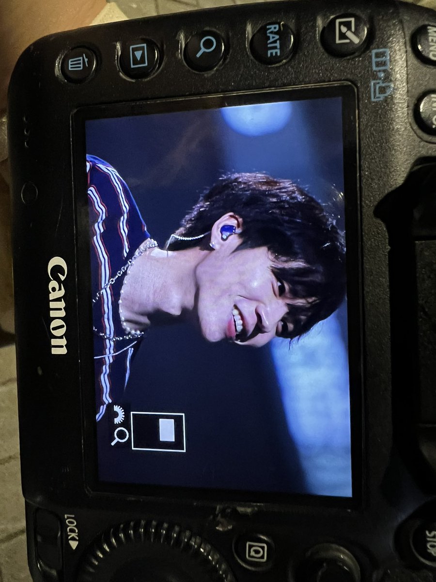 12centimeter's tweet photo. 😭😭😭😭😭😭 https://t.co/F45HKXL8NH