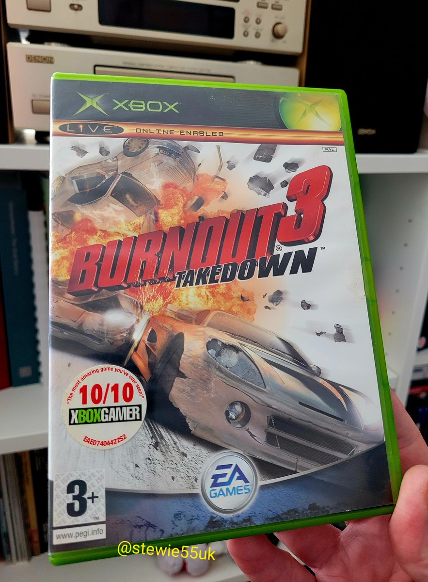stewie55uk's tweet photo. Hey ma friends. Hope your having a good weekend so far. I'm having a wee lazy start to ma day & cracking on these wee choice #XboxSunday #GBSunday while munching ma lunch. Do love a bit of crash and rage fun on these. Classic ☕️👍😎🏴 https://t.co/1l34ST4QVO