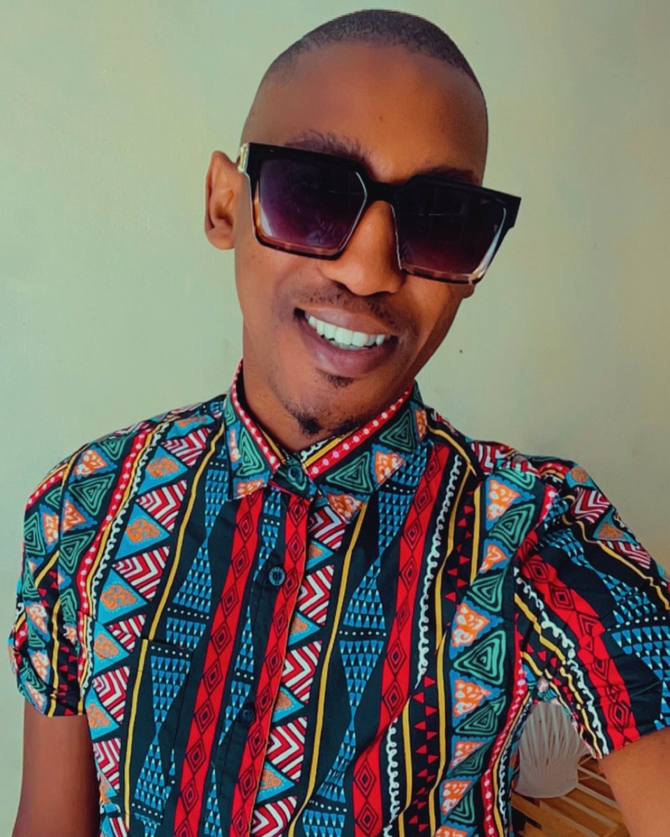 MahambaAbonga's tweet photo. I’m a Lovers for Sundays 😉 https://t.co/TcHuuO8oXH