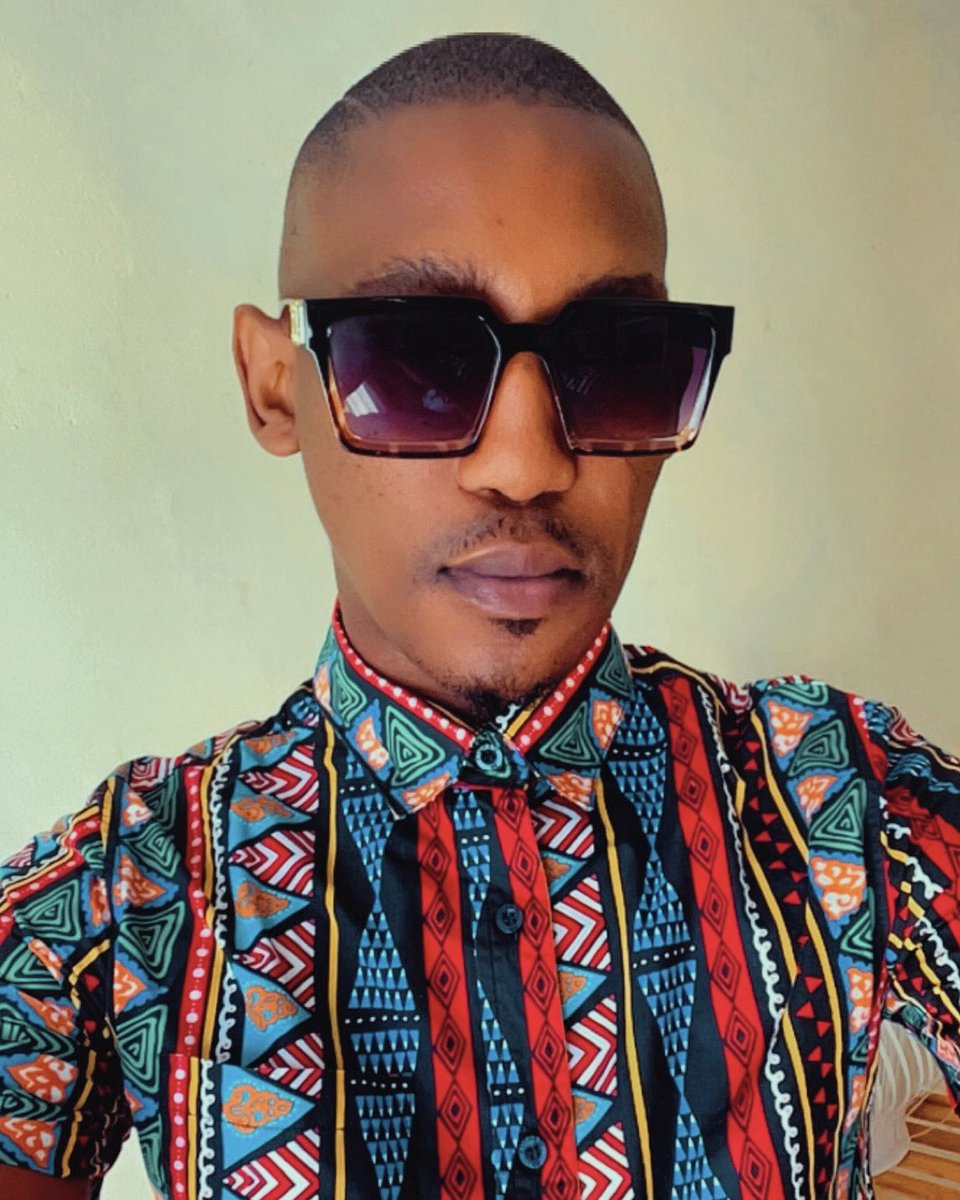 MahambaAbonga's tweet photo. I’m a Lovers for Sundays 😉 https://t.co/TcHuuO8oXH