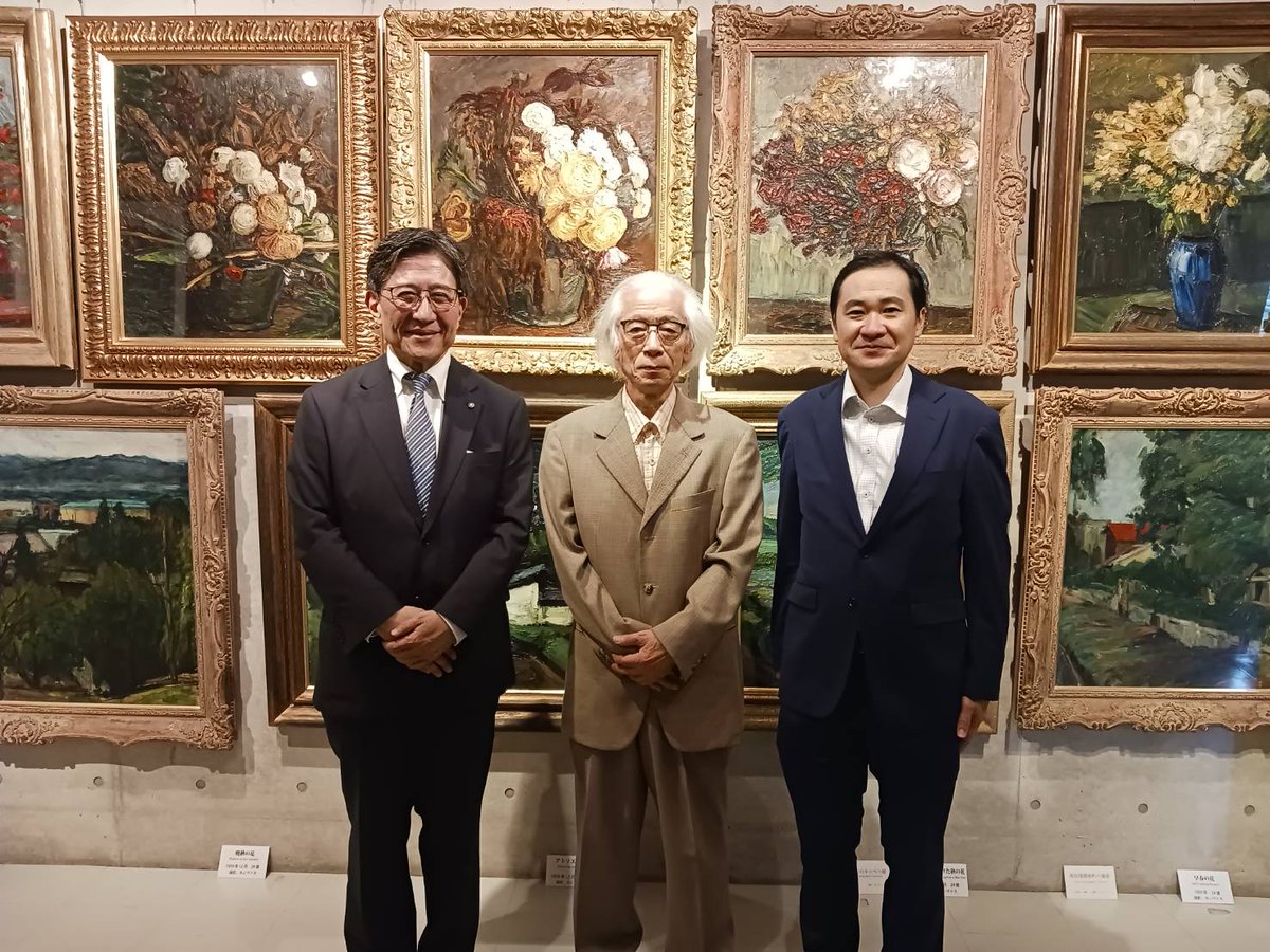 本日の午後には、京都市出身の画家である遠藤剛熈先生がデザインされた