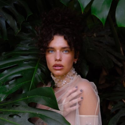 Bruna Linzmeyer tweet media