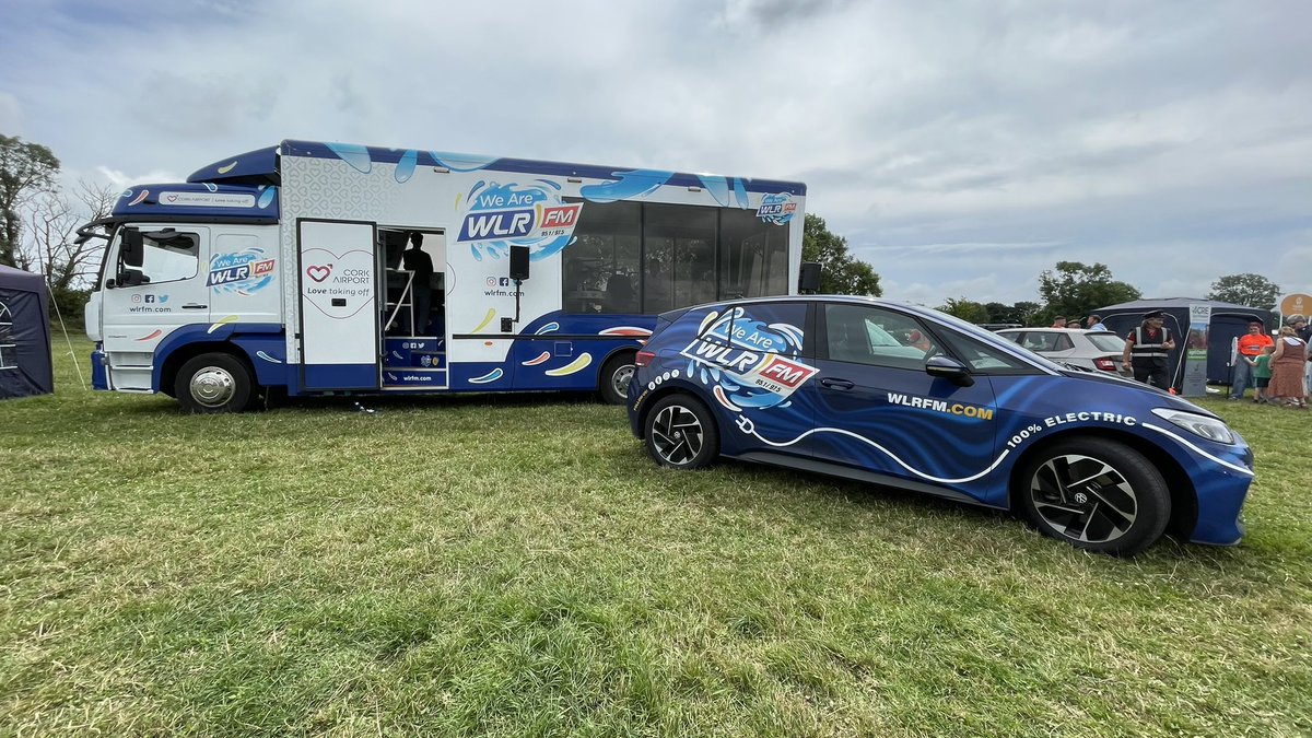 Andy Mac and the WLR Street Team are at Dungarvan Agricultural show 2024.💙🤍
The show is proudly brought to you by <a href="/CairdeCU/">CairdeCU</a> <a href="/ardmoreopenfarm/">Ardmore Open Farm & Mini Zoo</a>