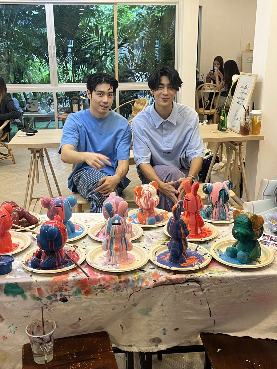 Shen_Xi_shen's tweet photo. 🐺💙HAPPY BIRTHDAY VIEW and BOAT💙🐺

The two birthday events were very fun and fulfilling💫💫
BOAT is a very gentleman and take care about his fans, and VIEW communicated with us in English and Japanese.
Thank you for wonderful time💙

Thanks:@VTHANATHORN_OFC 

#Playboyytheseries #เล่นจนเป็นเรื่อง
#vthanathorn #THANATHORNBUNS 
 #HBDBoatViewChillDay