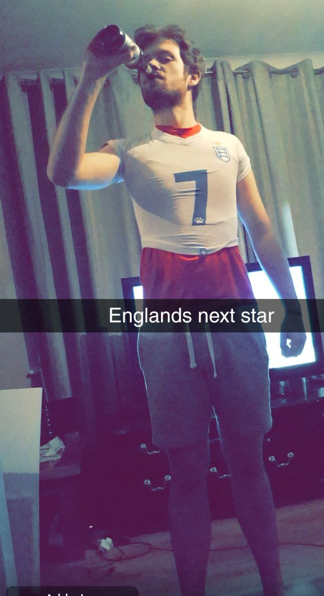 henrysl1999's tweet photo. @SkySportsNews #SSNThreeLions https://t.co/y17IGKkLou
