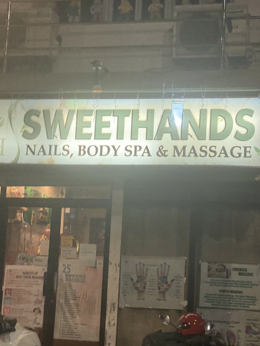 hindutin's tweet image. Massage atm ☺️
#pamperislife 
#pampertime