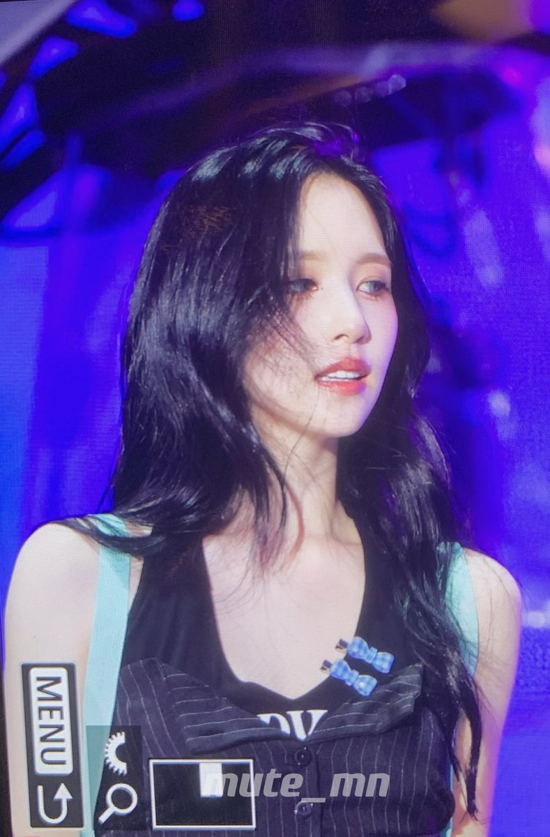 mute_mn's tweet photo. 240714 오늘 너무 예뻐 미친ㅠㅠㅠㅠ
#MINA #미나 #ミナ　
#TWICE https://t.co/Je48vXZQsz