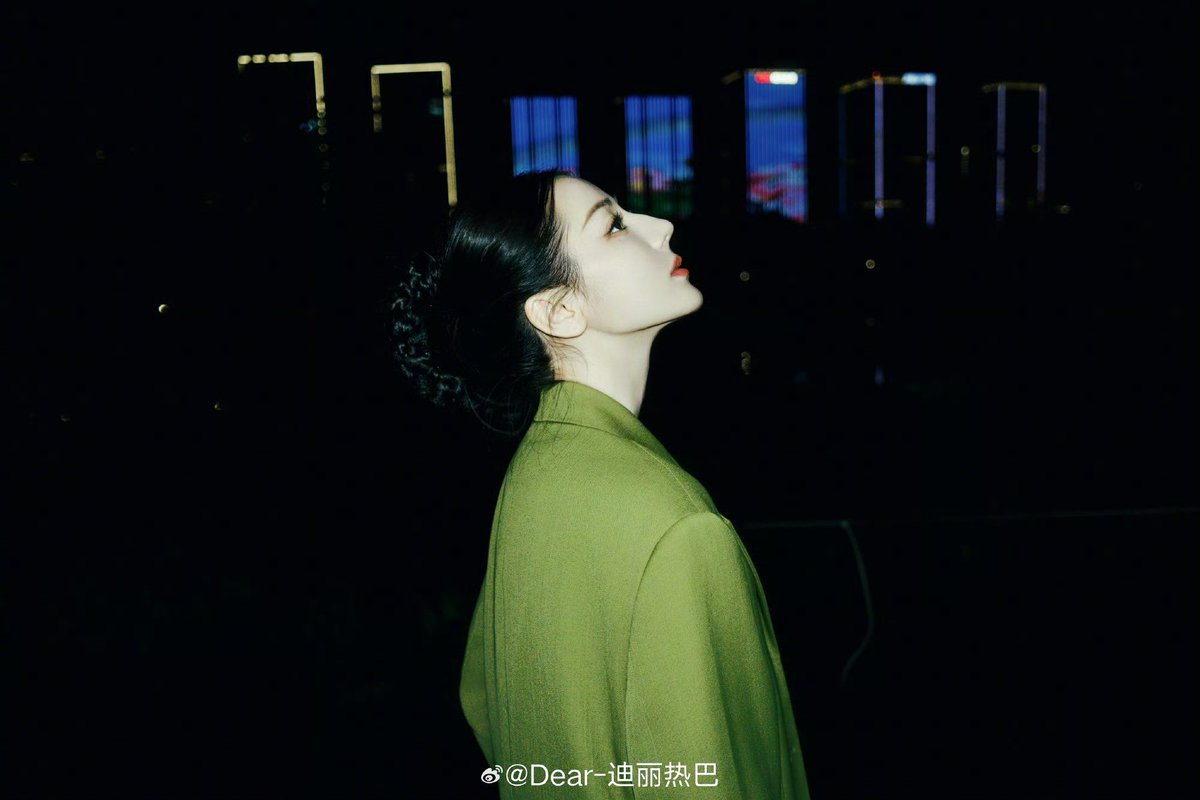 14.07.2024 : Dilraba's   weibo update 

🌿  (1/2)

#ตี๋ลี่เร่อปา #Dilraba #迪丽热巴