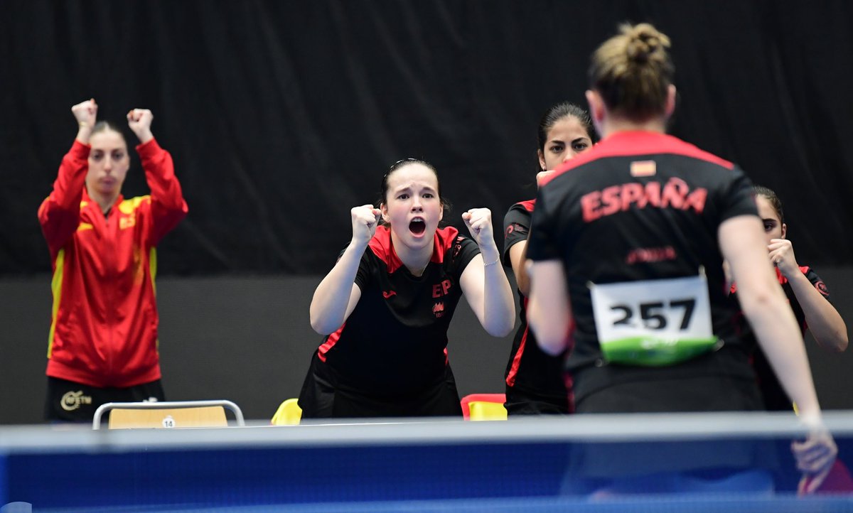 rfetm_tenismesa's tweet photo. PLENO 🇪🇸 Y DIRECTOS A OCTAVOS

Todas las Selecciones Españolas logran el billete al cuadro final en el Campeonato de Europa #EYC24 en Malmö. ¡Vamos! https://t.co/p8lHo5uDoi