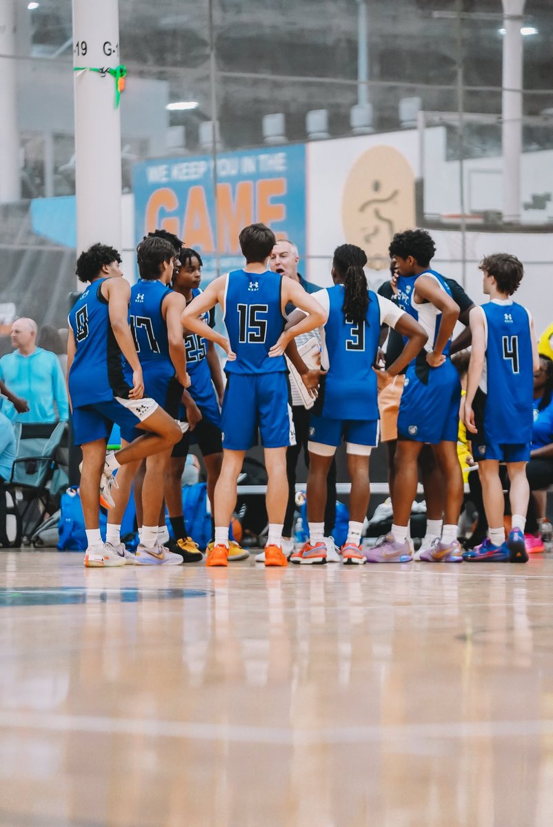 Our 17u AE-HGSL team rebounded last night with a hard fought win versus a talented Global Squad Team. Back at it this morning vs Red Rush HGSL on CT.10
#TIFAM <a href="/Texasimpact413/">Texas Impact 4:13</a> 
<a href="/will_louis0/">Will Louis</a> <a href="/HoopGroupEamonn/">Eamonn Mahar</a> <a href="/TheHoopGroup/">Hoop Group</a> <a href="/HGSL_HoopGroup/">HGSL</a> 
<a href="/brianpetro4/">Brian Petruzzelli</a>
Leave everything on the court!