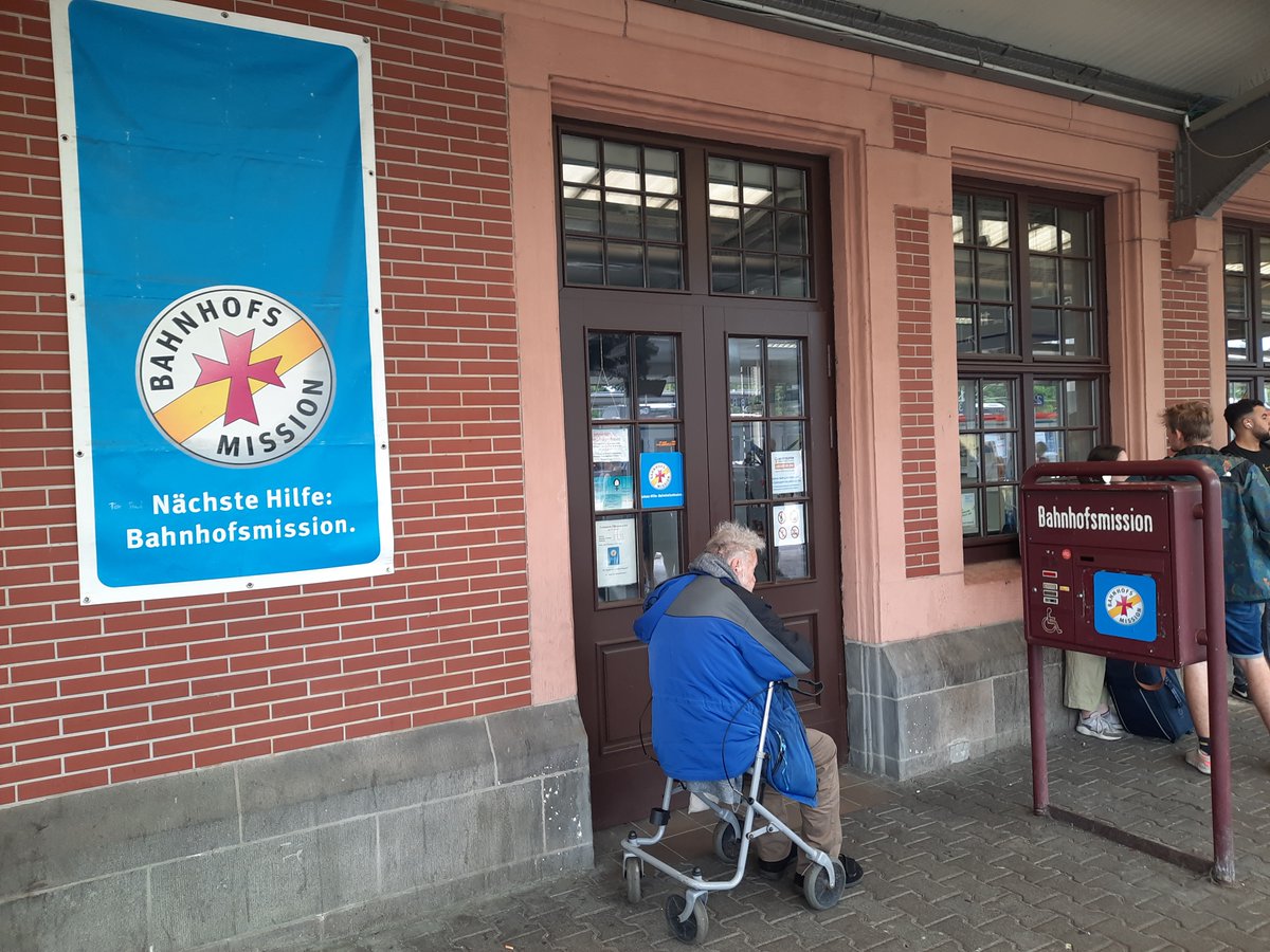 PRO BAHN Mittelhessen schockt die Schließung der Gießener Bahnhofsmission und fordert dauerhafte Nachfolgelösung

pro-bahn-nom.de/pro-bahn-mitte…