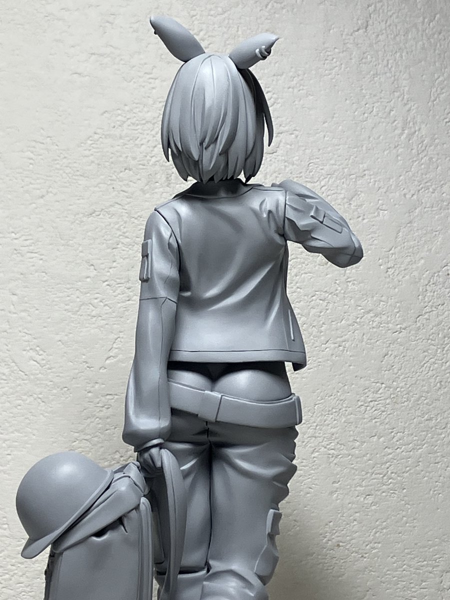 「夏ワンフェスで再販するオリジナルガレキ 「仕事あがりのうさぎ」 購入者特典のイラ」|栗原 和明@漫画原作のイラスト
