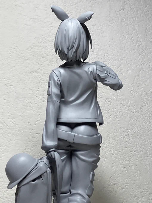 夏ワンフェスで再販するオリジナルガレキ 「仕事あがりのうさぎ」 購入者特典のイラストカード製作中です 4-14-4「東京デザイナーアカデミー」 24cmくらい、22パーツ 10,000円 未塗装未組立キット よろしくお願いします! #WF2024S