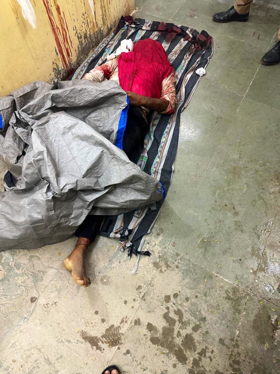 MacTheReaper's tweet photo. Very brutal Hit &amp; Run happened in Pathardi, Ahmadnagar, MH. 
Nitin Pawar (Age 27) died on the spot and his wife Renuka (Age 26) is critically injured, she’s currently having treatment in the Hospital. Deceased Nitin Pawar &amp; Renuka were happily married 5 months ago. https://t.co/ee0EMwvdG1