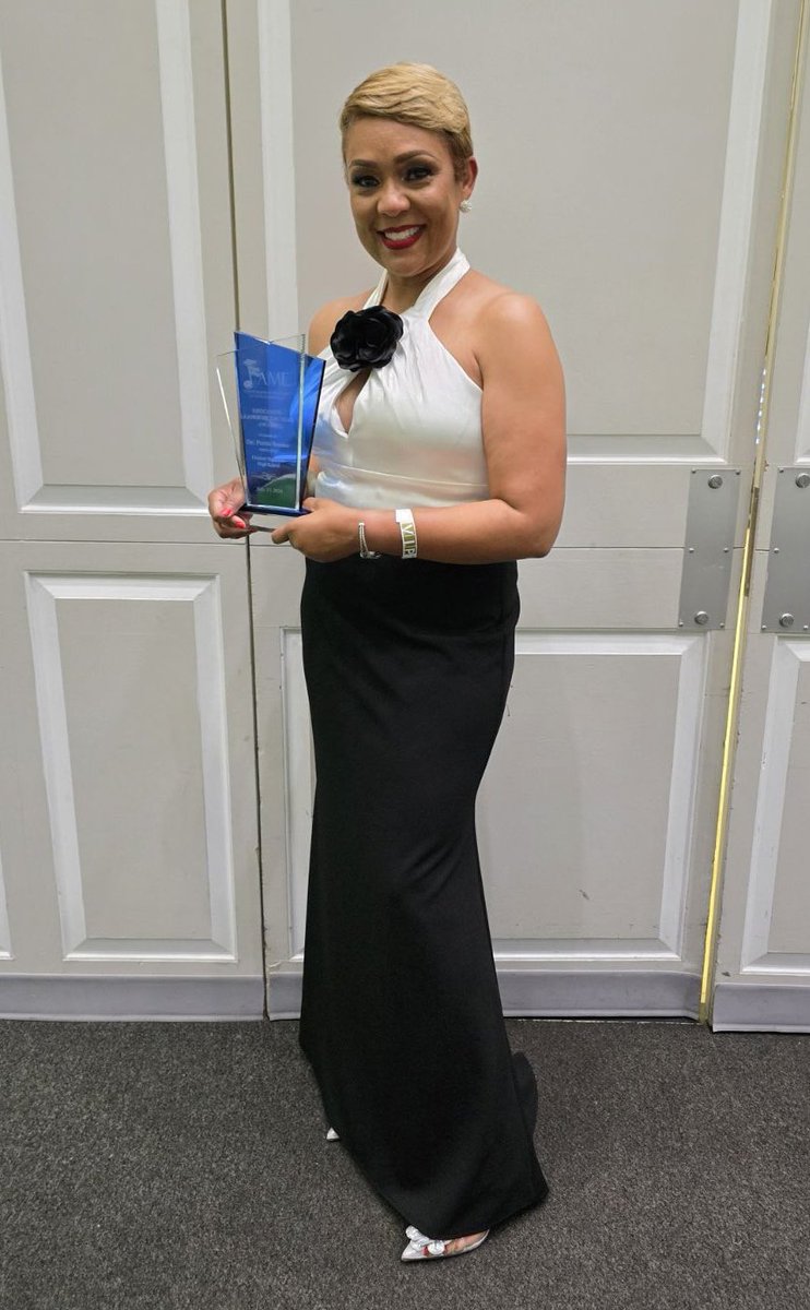 ERHS Principal tweet media