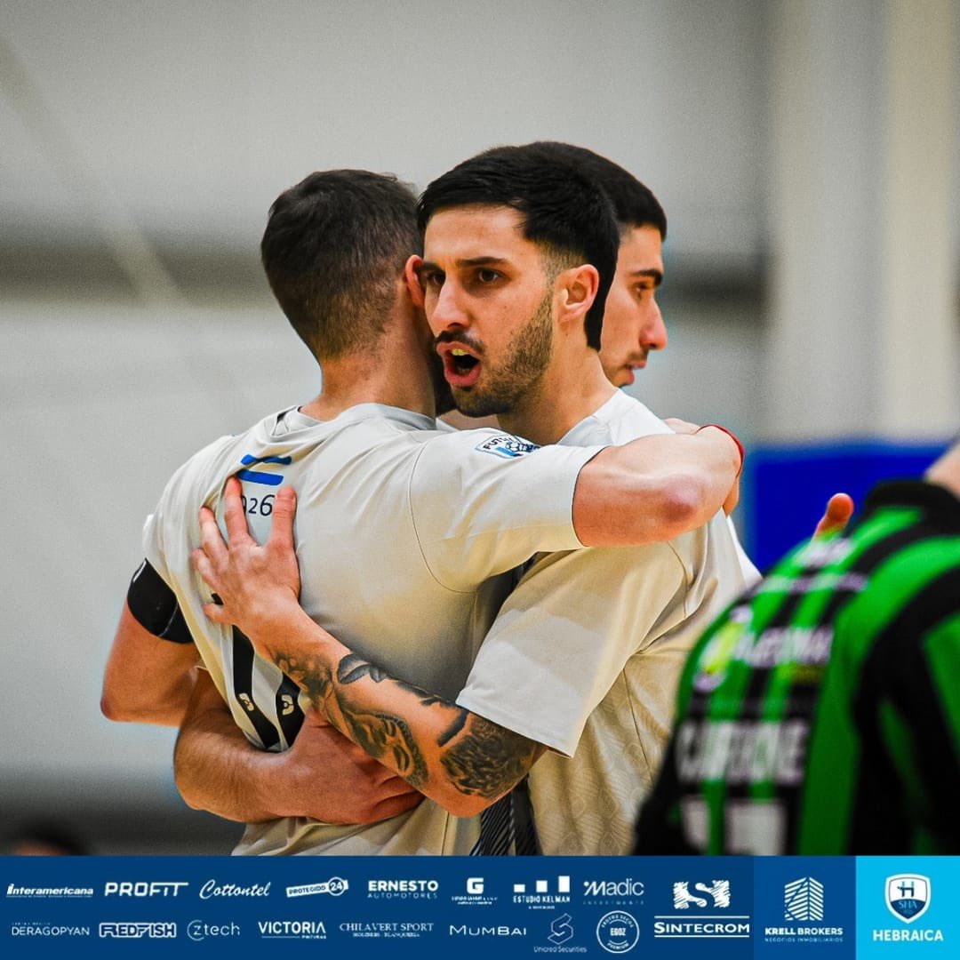 🔹 La Primera División venció 5 a 4 a Nueva Chicago en el Hebraica Arena por la fecha 18 del torneo.

⚽️ Goles de <a href="/matiedel/">Matias Edelstein</a>, Politi, Chiarello, Ortigoza y Galer. 

🗓️ El próximo miércoles recibirá a Metalúrgico por 16vos de Copa Argentina. 

¡Vamos #Hebraica! 🔵⚪️