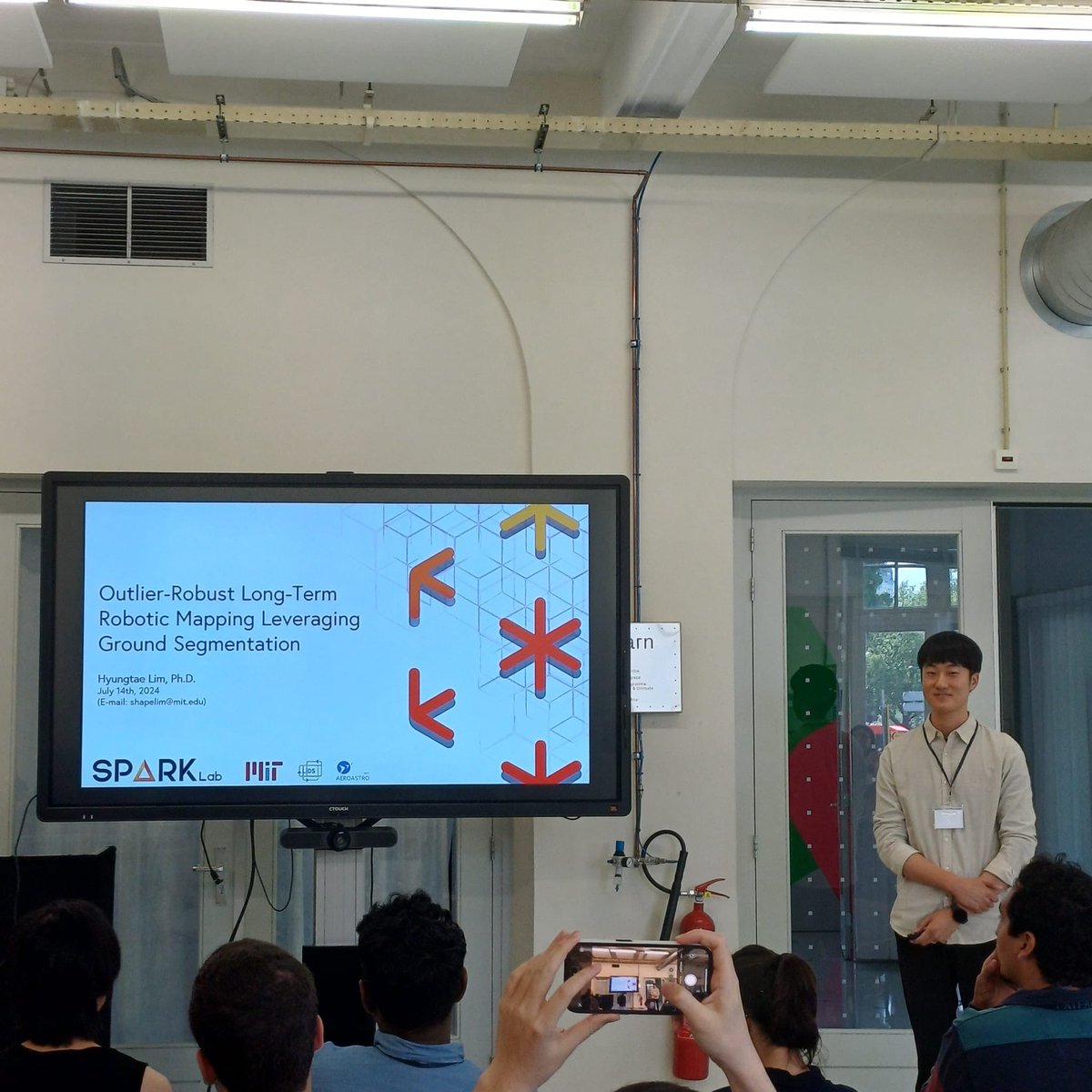 RSSPioneers's tweet image. Hyungtae Lim at #mitSparkLab gave a talk on outlier-robust, long-term robotic lidar mapping leveraging ground segmentation!
