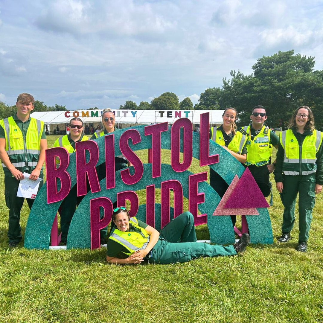 Bristolambo's tweet photo. @BristolPride medical cover for the march &amp; Pride Day festival on #BristolDowns yesterday. 

Fantastic to be working alongside the #Pride event team &amp; #ArmasecSecurity

#EventSafety #MedicalCover #BristolAmbulance #EventSupport #MobileTreatmentCentre #BespokeEventMedicalCover https://t.co/Tobm600DaZ