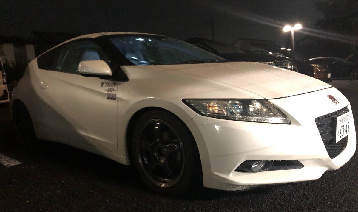 yuji0515's tweet photo. 本日のオフ会で数十年ぶりに車熱が上がったので、
車ネタも、ここでたまには呟こうと思います。
#CRZALLJAPANMEETING https://t.co/at8eTJdVfM