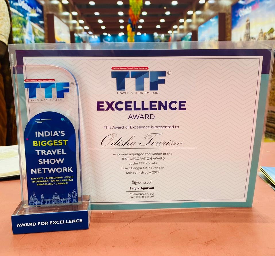 TourismDptt's tweet photo. Odisha Tourism wins Best Decoration Award in TTF (Travel & Tourism Fair) Kolkata, one of India’s leading Tourism & Travel Exhibitions.
Held from 12-14 July '24, the event had 40 tourism industry stakeholders from Odisha co-exhibiting at the Odisha Tourism Pavilion
#OTinFocus🎯 https://t.co/JptGZVaulz