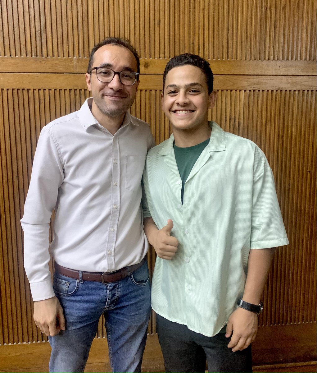 صوره تتحط ف ال cv مع العالمي <a href="/ahmadalfy/">Ahmad Alfy</a>