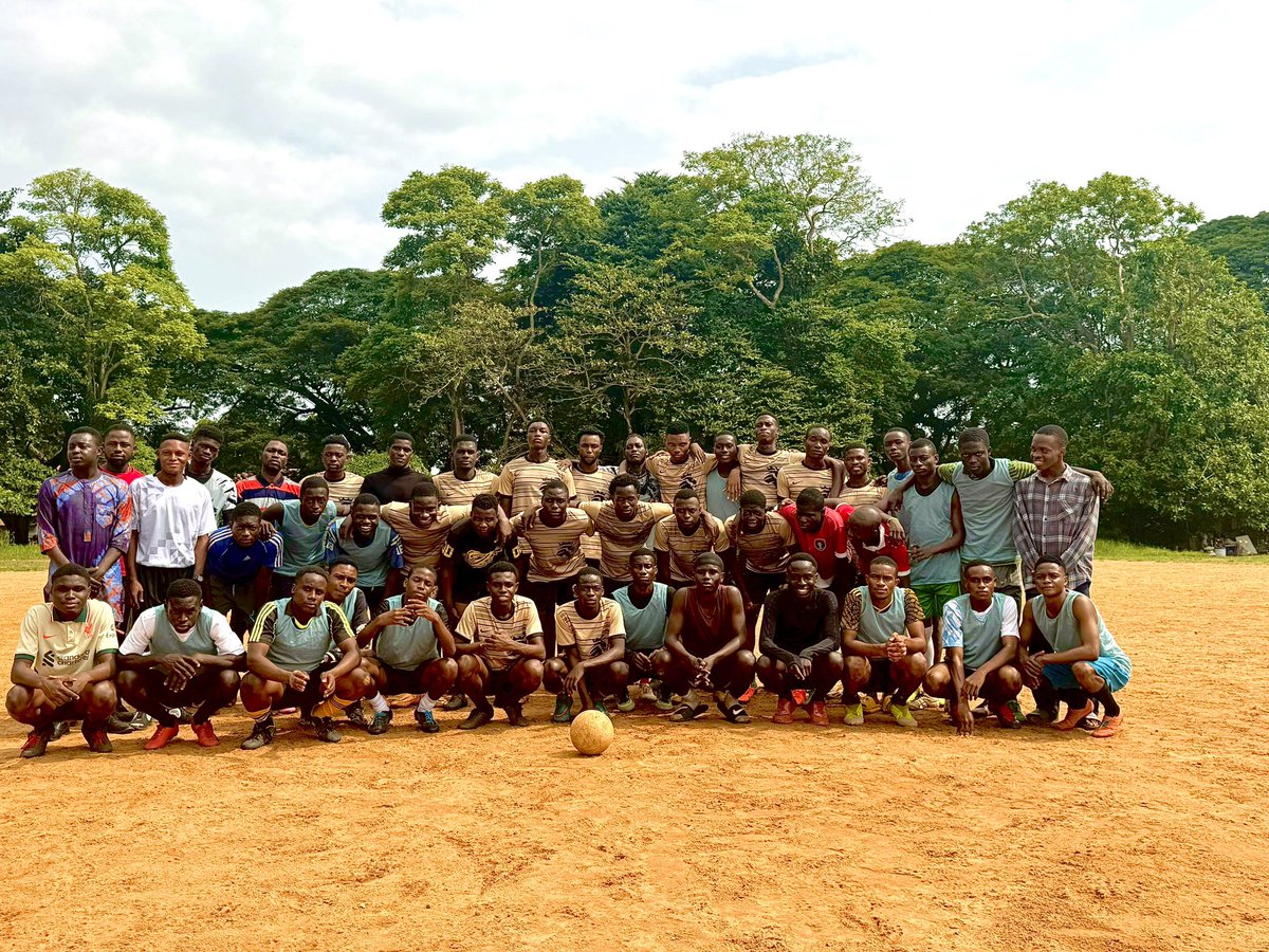 ZikHallUI's tweet photo. Also yesterdsy, as part of the freshers’ welcome, there was a novelty match between the fresh students and the Baluba Lions.
The game ended in a 5-2 win for the Baluba Lions after the freshmen took an early 2-0 lead.
#NoveltyMatch
#Zikism
#Fresherswelcome https://t.co/Kk5Kgmjhhr