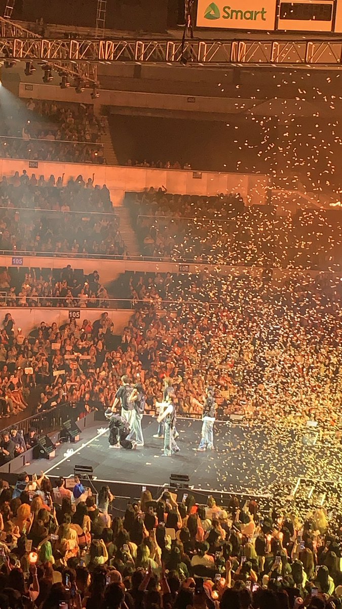 sjncart's tweet photo. third concert attended this yr that i won on a raffle 🫶🏻🫶🏻 https://t.co/zpjsARpckB