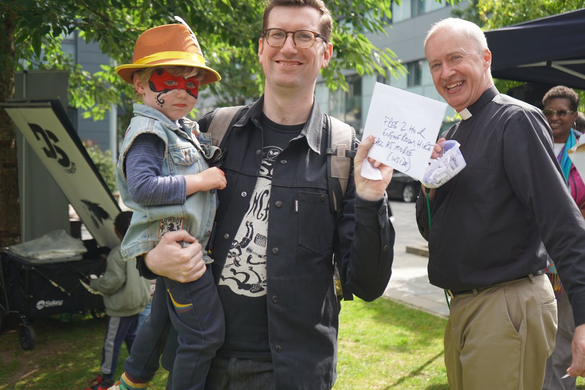 stf_engineroom's tweet photo. Huge thanks to all for taking part in our #SummerFestival in @HaleVillageN17 - more photos in #EngineRoomNews - email Subscribe to info@engineroom.org.uk to get your copy this Friday! https://t.co/u7aHDZzrew