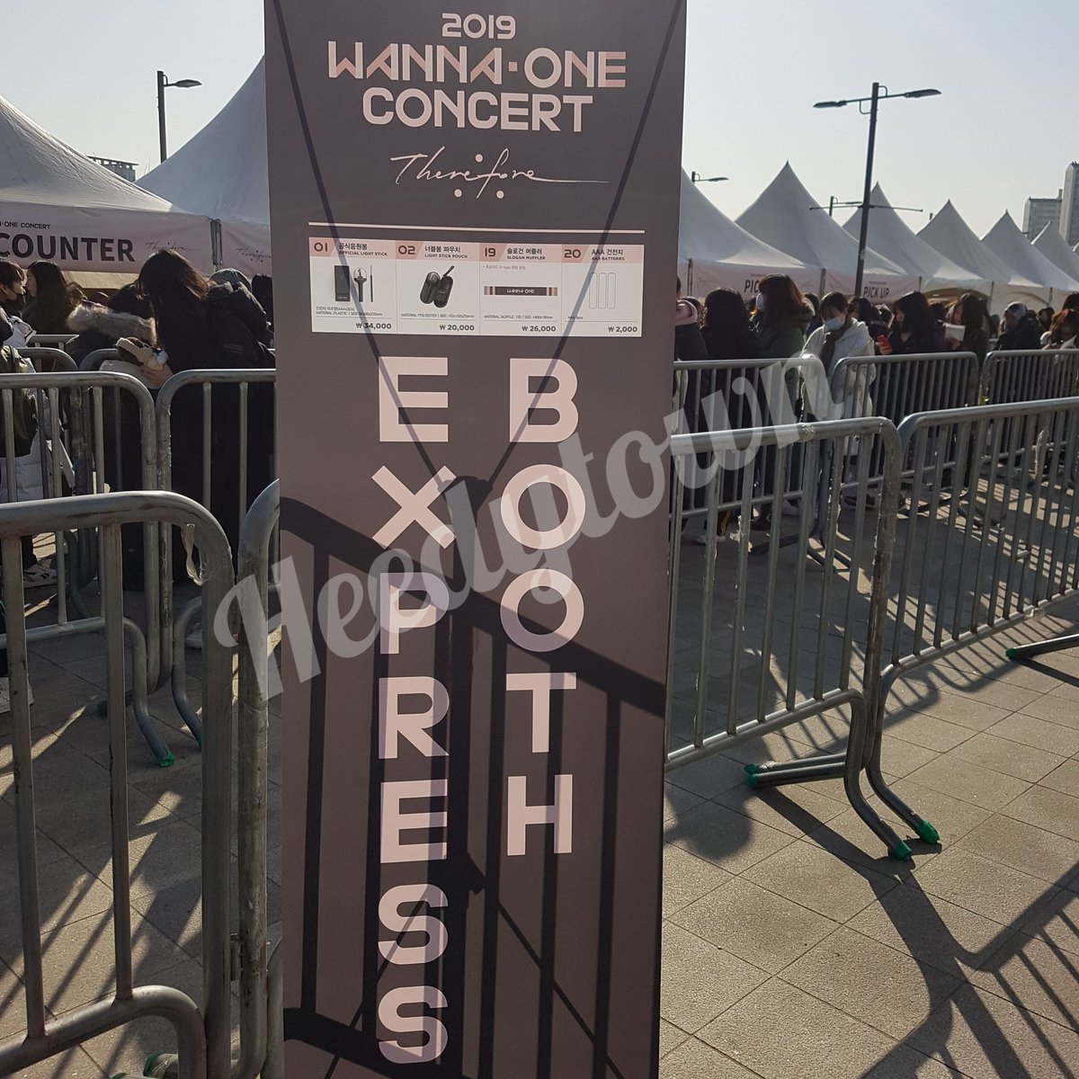 HeedyTown's tweet photo. Wanna One Concert Therefore MD GO

#WannaOne
#WannaOneTherefore 
#HeedyTownReview
#HeedyTownUpdates https://t.co/jQEgyH2vx8