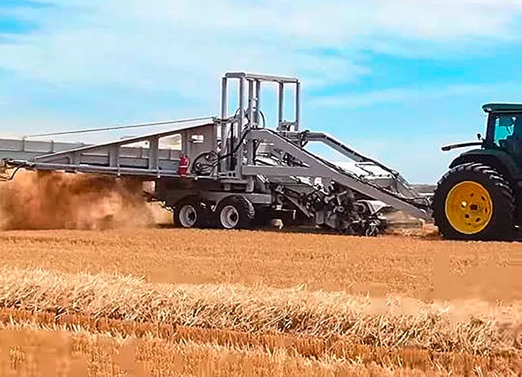 18 meter Controlled Traffic Farming with Rear Unload! Homemade straw chopper/spreader for strict CTF policy since 2004 with all vehicles on a 3.0m track width and 18m tramlines. MR &amp; HL Wandel - Scaddan, WA. Instagram: mr_hl_wandel
<a href="/CTFarmingAus/">ACTFA</a>