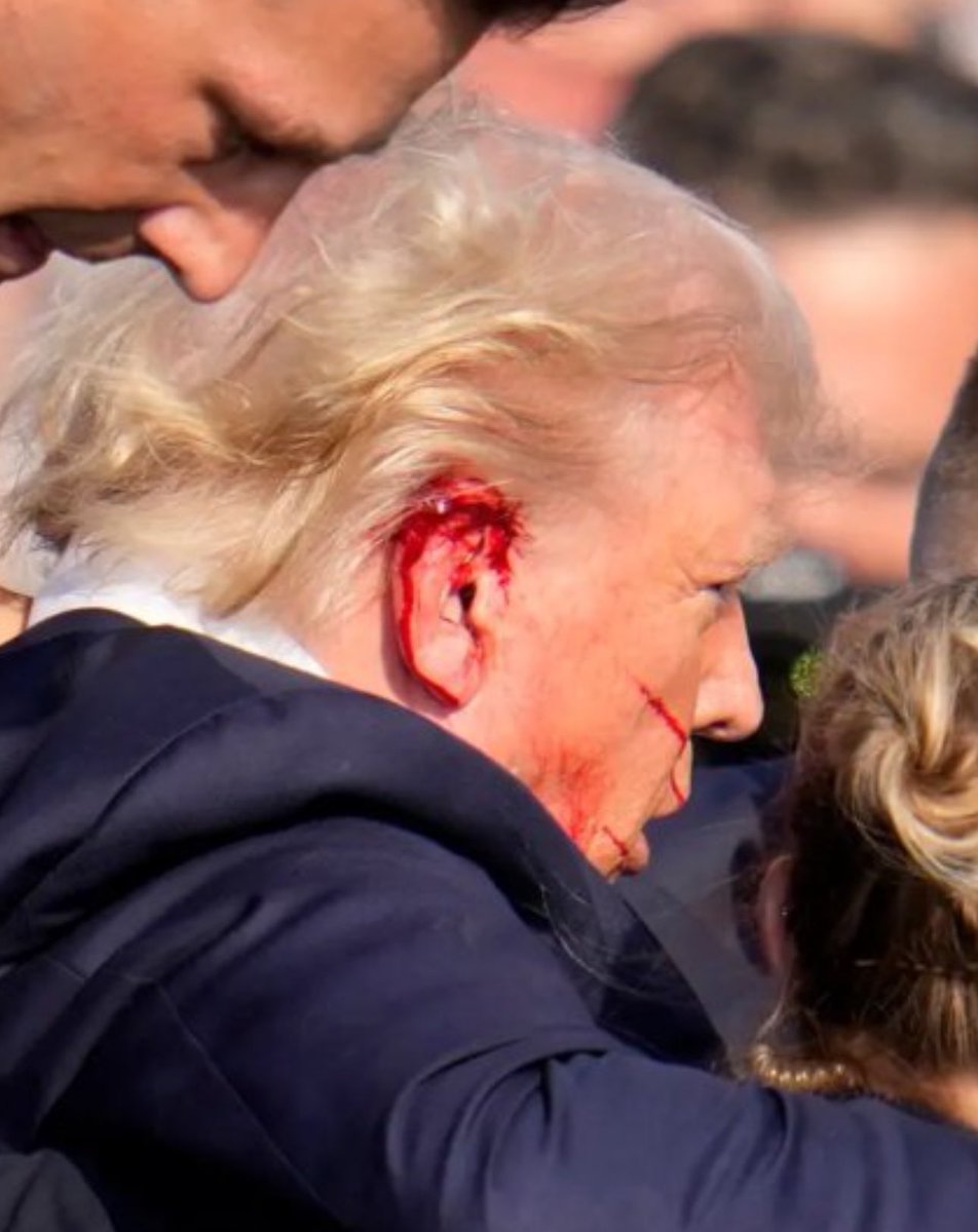 Second Tier podcast tweet media