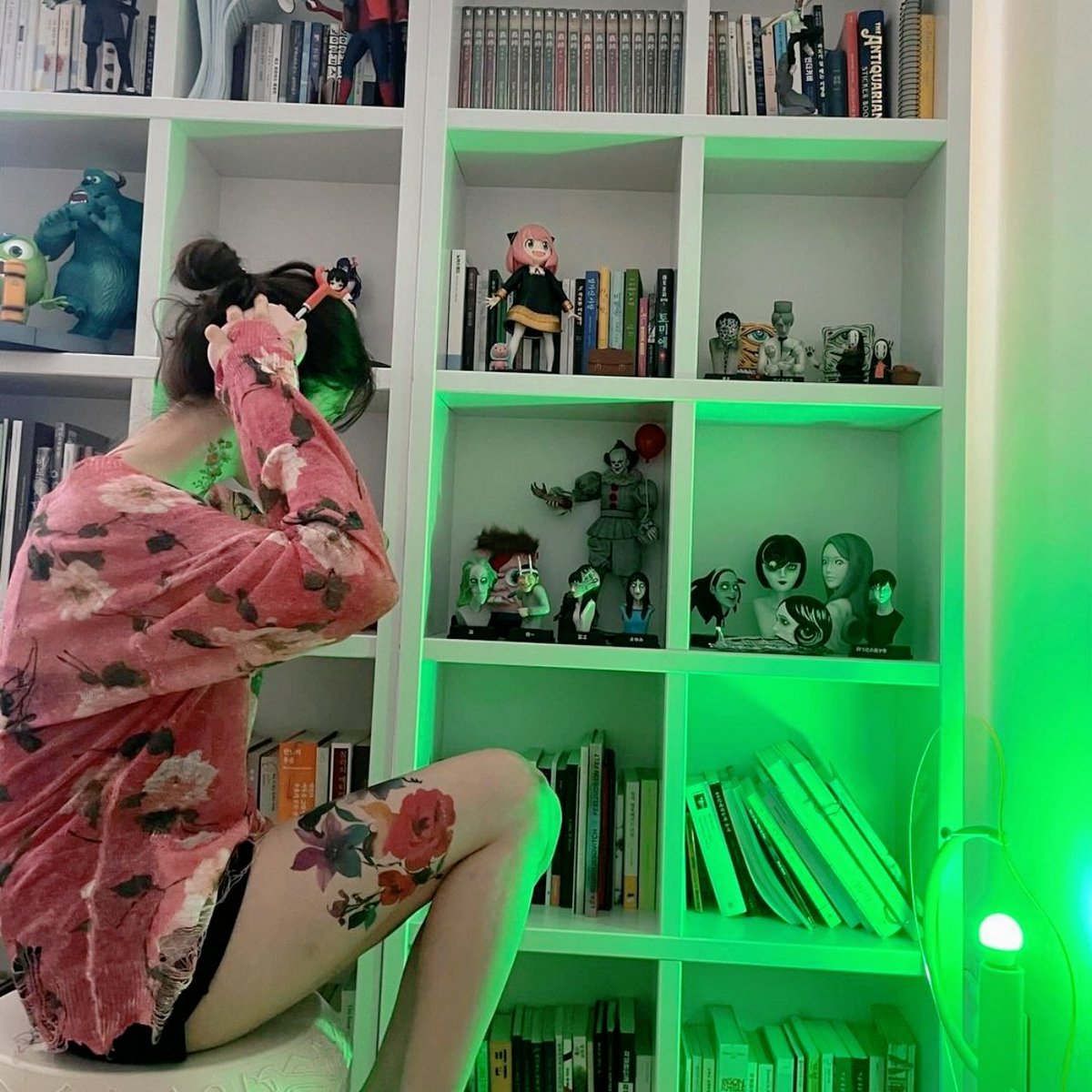 4psychox's tweet image. ⠀⠀ ‹ ⠀⠀ # ⠀⠀ . ⠀⠀⠀updαte ⠀⠀⠀ꕤ

#ss 🎐 ¿Han oído sobre espíritus libres? Espíritus creativos, curiosos, abiertos a nuevas experiencias. Siempre me he considerado uno.
Celebro quien soy, exploro y persigo lo que amo. Vivo siendo auténtica, sin expectativas sociales.