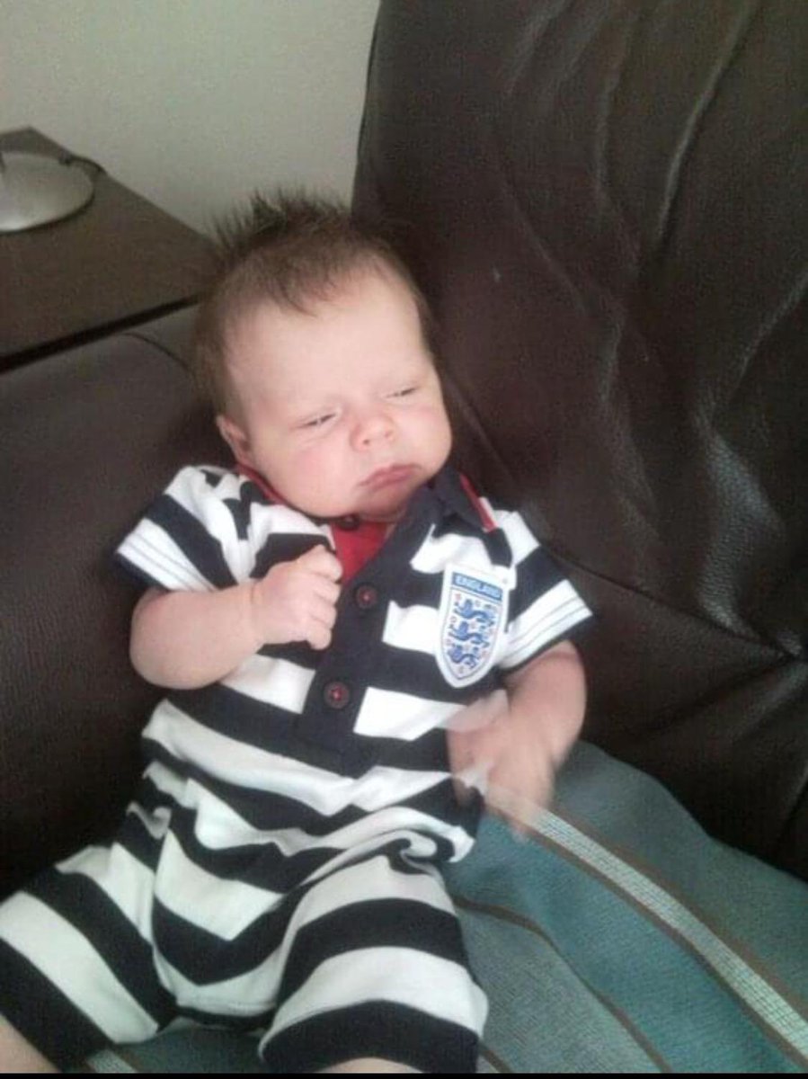 danbezza's tweet image. #SSNThreeLions Little Lukey dreaming of it coming home…