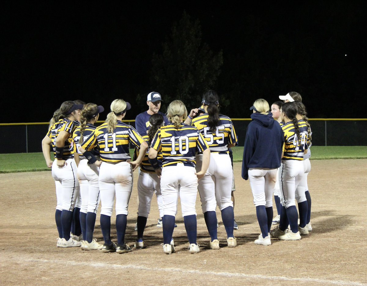 Isabella Calinski (@icalinski) on Twitter photo Disappointed we got rained out at Easton invite! My <a href="/NLL18UGold/">New Lenox Lightning 18U Gold</a> team played good competition this weekend! I hit .533 with 2 doubles a triple and HR. Can’t wait for PGF Nationals! Saving our best for last! Cali here we come! 🌴☀️🥎 <a href="/FlyerSoftball/">Dayton Softball</a> <a href="/LakeCentralSB/">🥎 Lake Central Softball 🥎</a> <a href="/ericjohnson1342/">Eric Johnson</a> Disappointed we got rained out at Easton invite! My <a href="/NLL18UGold/">New Lenox Lightning 18U Gold</a> team played good competition this weekend! I hit .533 with 2 doubles a triple and HR. Can’t wait for PGF Nationals! Saving our best for last! Cali here we come! 🌴☀️🥎 <a href="/FlyerSoftball/">Dayton Softball</a> <a href="/LakeCentralSB/">🥎 Lake Central Softball 🥎</a> <a href="/ericjohnson1342/">Eric Johnson</a>