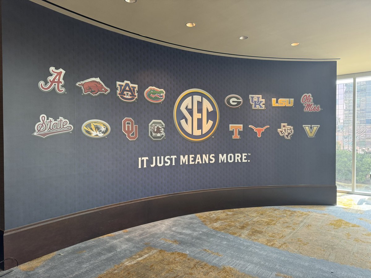 herbvincent's tweet photo. Everything’s bigger in Texas:  @SEC Media Days begins tomorrow in Dallas and grows to 16 coaches, 48 players and more than 1,200 media. Let talking season begin in the SEC!

#ItJustMeansMore https://t.co/xsJGTqZqVZ