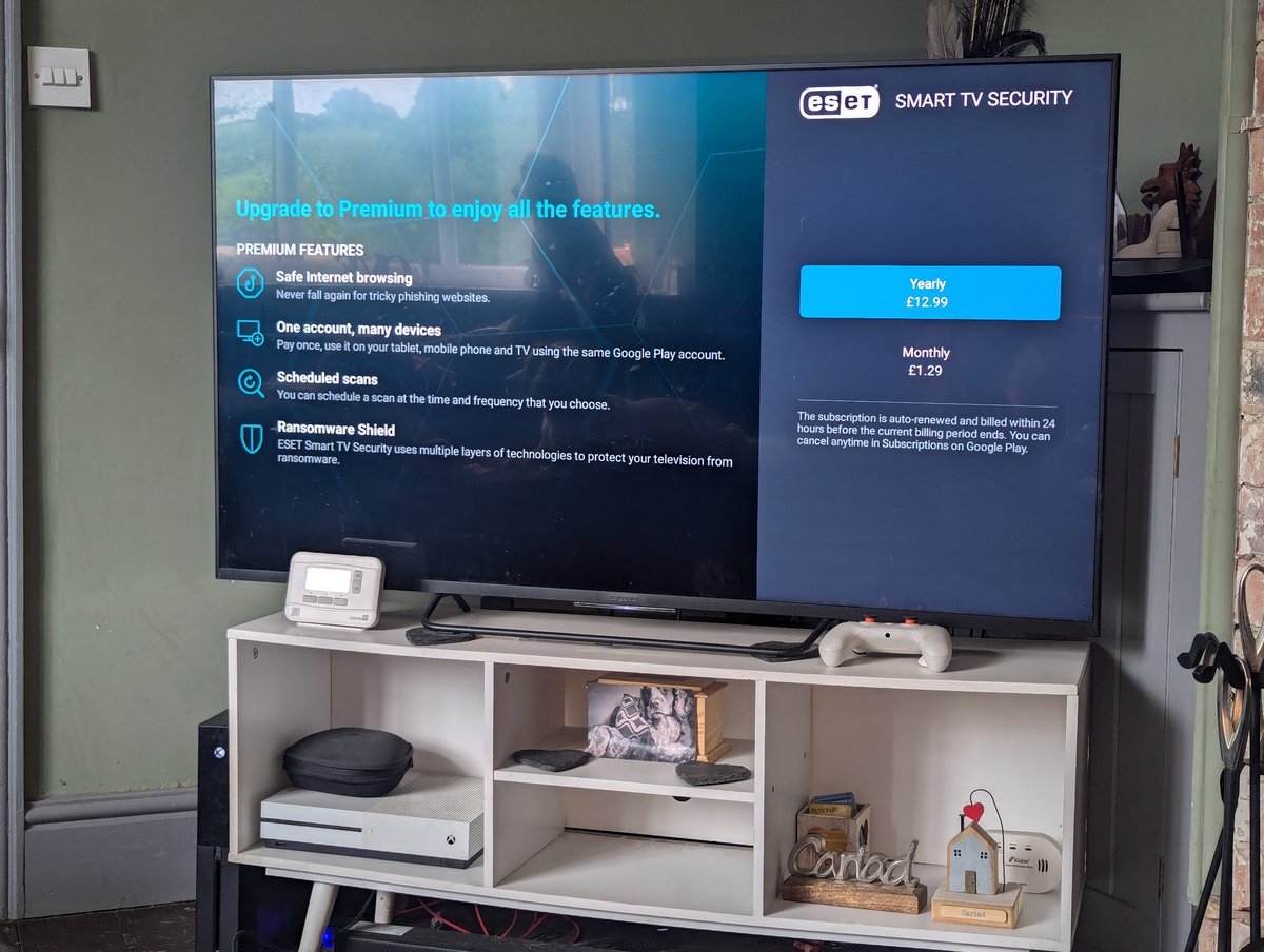 Crazy world we live in... Who'd have thought all them years ago we would have flat TVs with built in internet and apps and that you'd actually need antivirus on it! With a ransomware sheild 😮 luckily I don't use my internet providers router and my Asus one has built in security