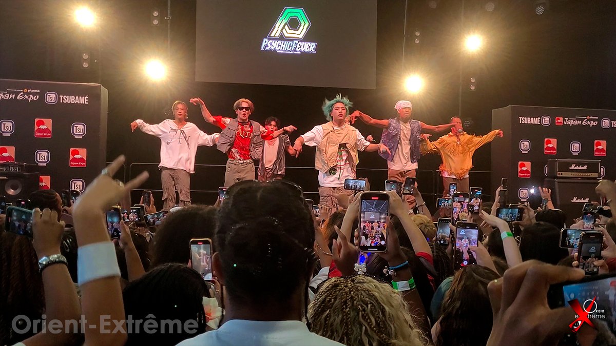 OrientExtremeFR's tweet photo. De nouvelles photos de PSYCHIC FEVER à JAPAN EXPO, vous étiez dans la foule ?

#JapanExpo2024 #JE2024 #JapanExpo @psyfe_official #jpop #jmusic @japanexpo #PSYFE #PSYCHICFEVER #PSYFEJAPANEXPO https://t.co/TlVc4oUAmD