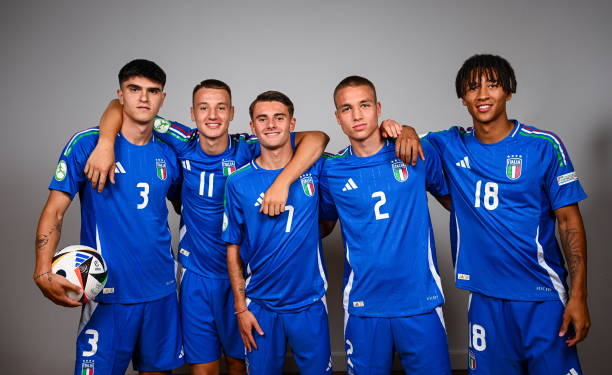 MilanPosts's tweet photo. Made in AC Milan 🔴⚫️ Tomorrow begins the Euro U19 https://t.co/R5Nkp3o1Gy