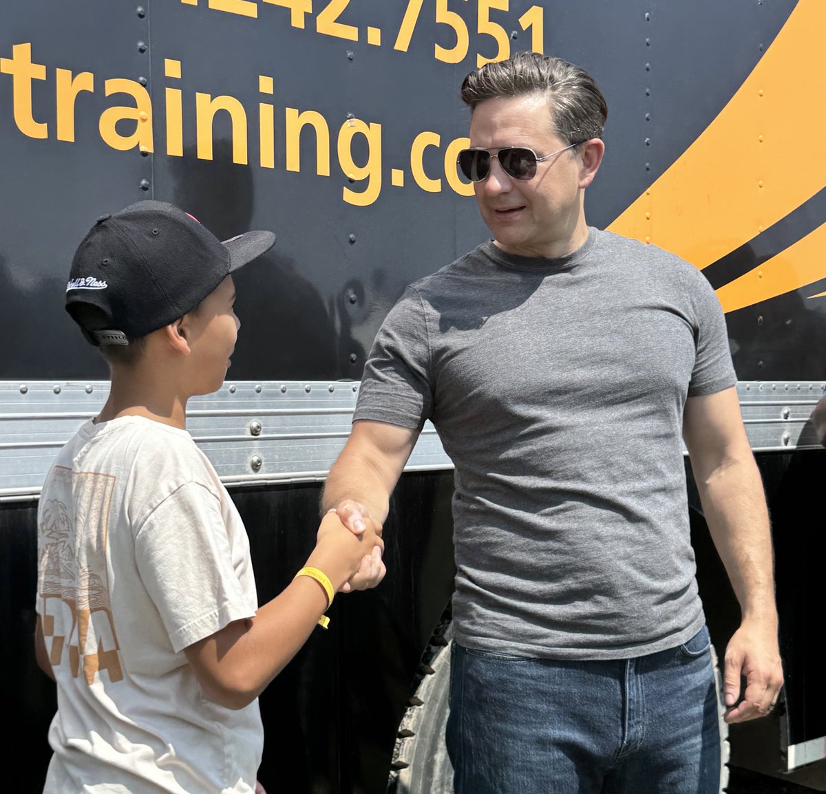 PierrePoilievre tweet picture