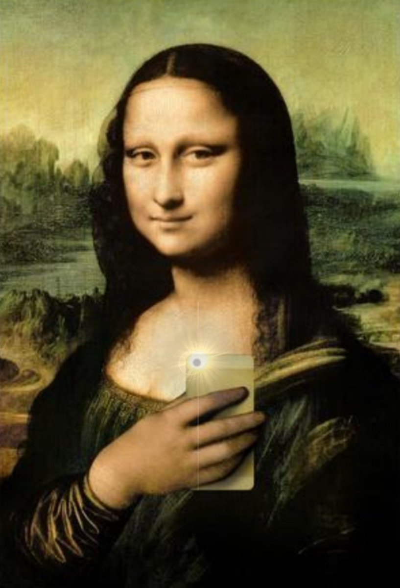 IOt7army's tweet photo. The Monna Lisa when THE Kim Seokjin arrives https://t.co/9bNO0CvPLe
