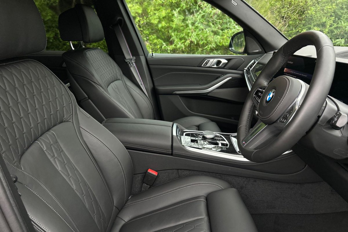 JCMG_BMW's tweet photo. Available at John Clark BMW Aberdeen
2023 BMW X5 M Sport Steptronic
nOW Priced at £75,000 | Just 4,258 Miles Covered

✔ M Aerodynamics Pack
✔ Adaptive LED Headlights
✔ WiFi Hotspot
✔ 14.9" Central Display
✔ Cruise Control with Brake Assist

https://t.co/eWyr90hFW9 https://t.co/2Qo7ltZ93h
