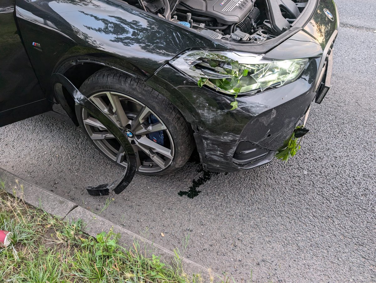 wickofwar83's tweet photo. Wanted male rams police car to evade capture and breaks my hand. Suspect arrested and remanded for court @MPSWForest @MPSRTPC https://t.co/2Rc8EEu31h