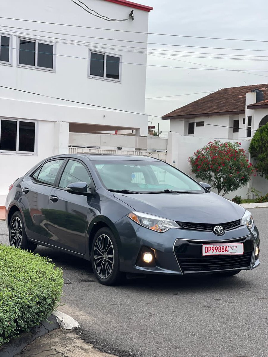 EliteDriveAutos's tweet photo. 2015 Toyota Corolla S
¢195k 
Full option 
Push Start 
Sunroof 
All sensors working 
Recently cleared 

#EliteDriveAutos #Ghana #LegitDealership #TwitterCommunity #GrowTogether https://t.co/aeKvUutKq7