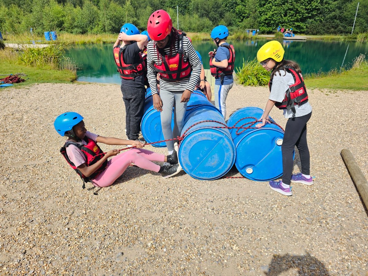 ApplegarthAc's tweet photo. Splish splash… raft building round three 🛶💧#workingtogether #splashingaround #memories @thesteptrust https://t.co/VnEhduvjQO