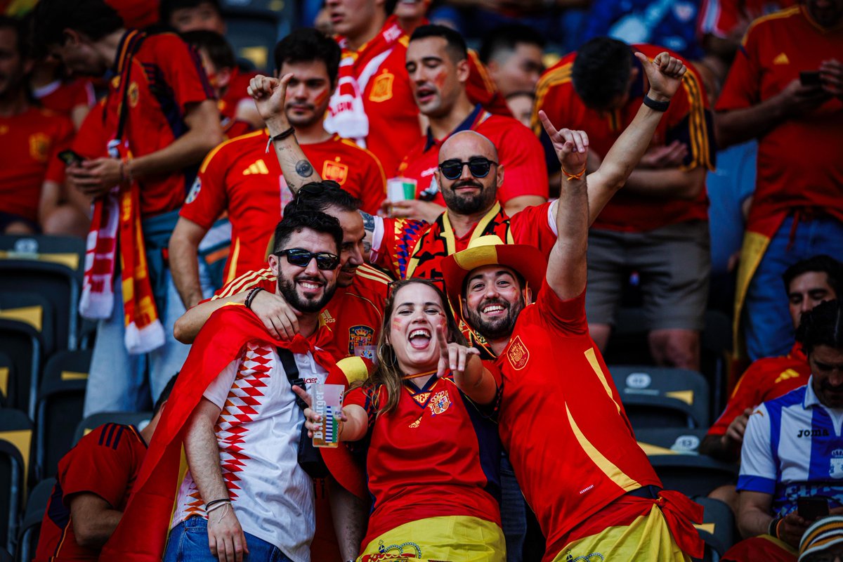 SEFutbol's tweet photo. 🙌🏼🇪🇸 LOS QUE JAMÁS FALLAN.

#VamosEspaña | #EURO2024 https://t.co/bAdAiTGCP9